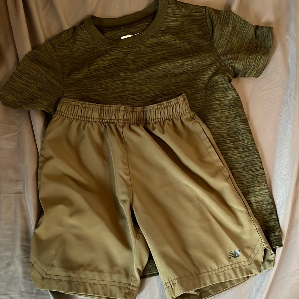 Boys new balance set